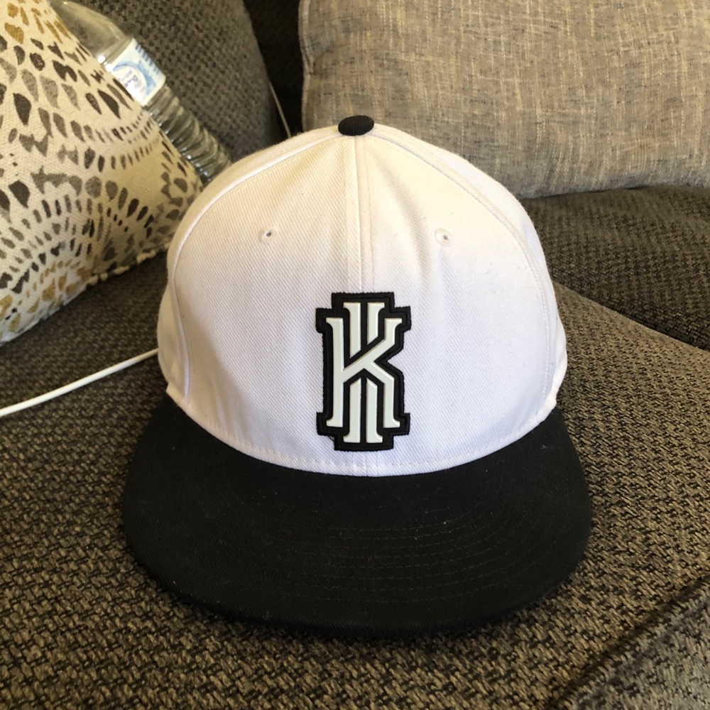 Nike Kyrie Irving True SnapBack hat